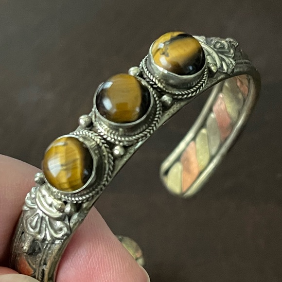 Tibetan Medicine bracelets with Lapis and Moonstone - Picture 1 of 7